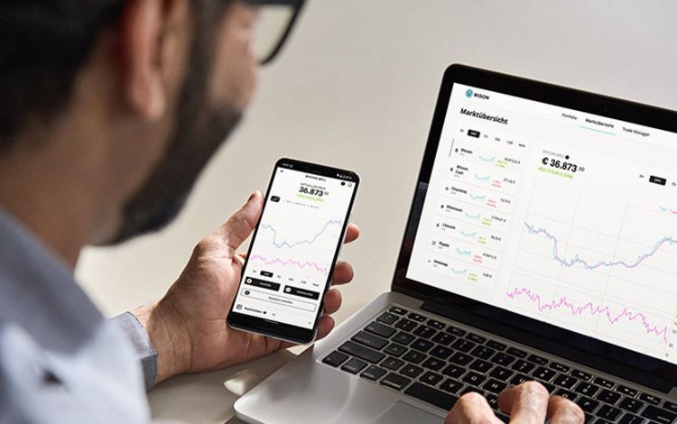 Die Krypto-App Bison auf Smartphone und auf PC
