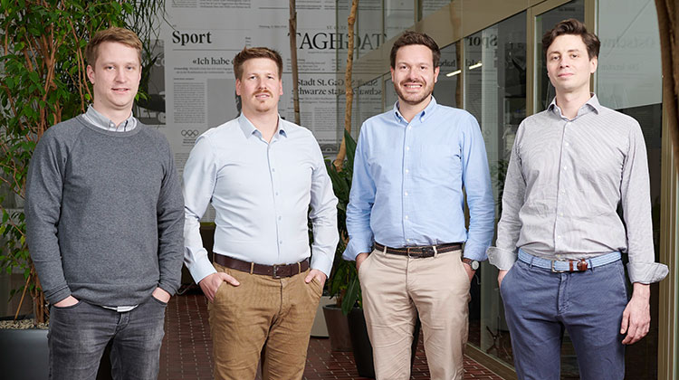 Die Gründer von Kaspar&: Lauro Böni, Sebastian Büchler, Jan-Philip Schade, Lukas Plachel
